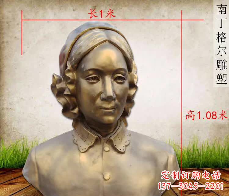 鹤壁精雕细琢，南丁格尔胸像铜雕塑