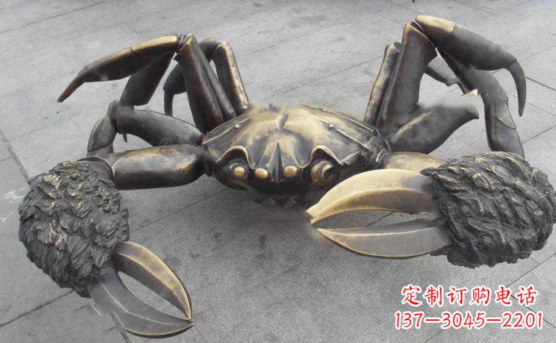 鹤壁中领雕塑以传统工艺出品的螃蟹铜雕,是杰出…