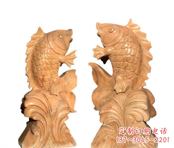 鹤壁中领雕塑:精美的鲤鱼喷水晚霞红石雕