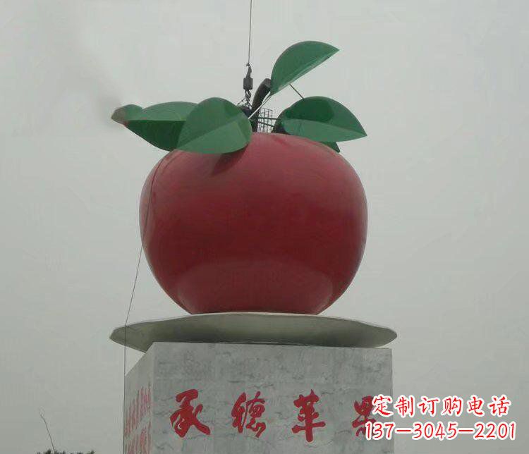 鹤壁精美苹果雕塑,给空间增添独特风格