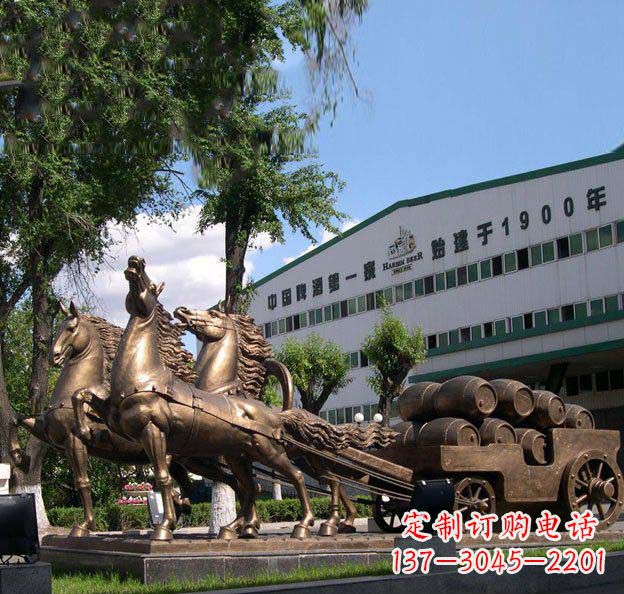 鹤壁追求完美,华丽马车铜雕塑
