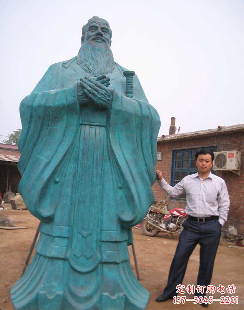 鹤壁来自中国历史的经典孔子雕塑