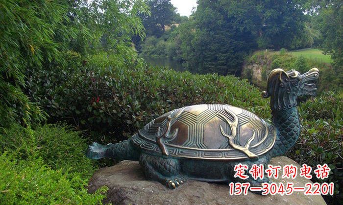 鹤壁融合经典的青铜龙雕塑