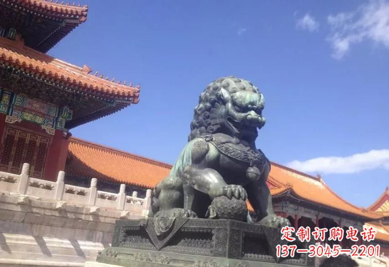 鹤壁精致青铜狮子雕塑,表达荣耀之美