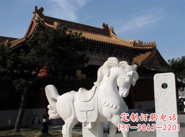鹤壁石雕小马