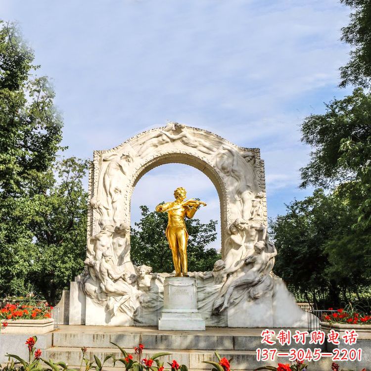 鹤壁世界名人古典主义作曲家莫扎特公园铜雕像