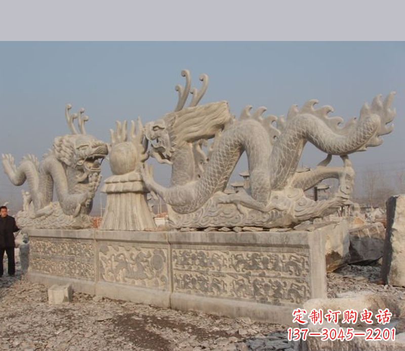 鹤壁双龙戏珠石雕