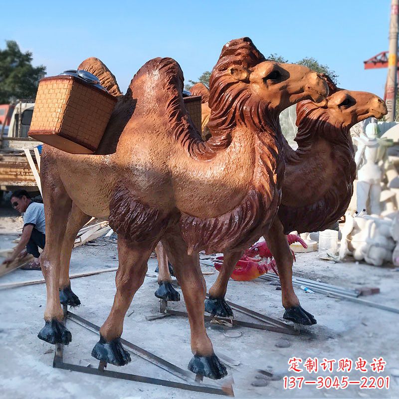 鹤壁丝绸之路仿真骆驼雕塑