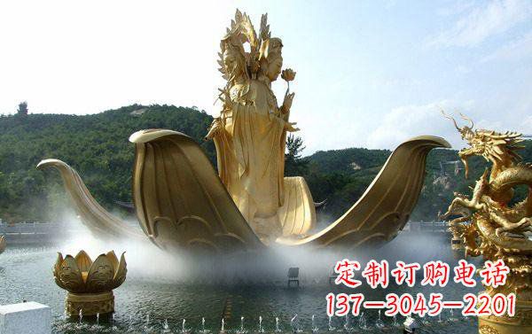 鹤壁寺庙三面观音雕像