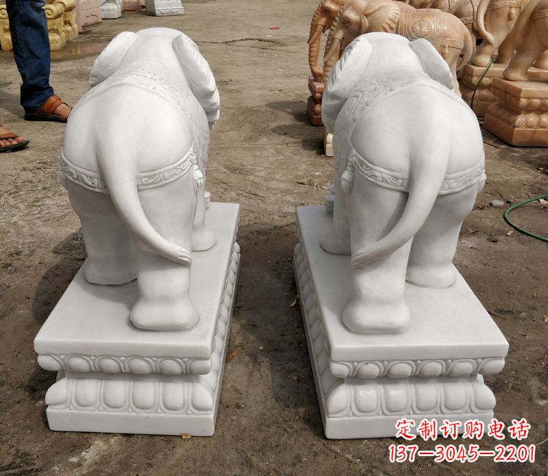 鹤壁寺庙石雕大象
