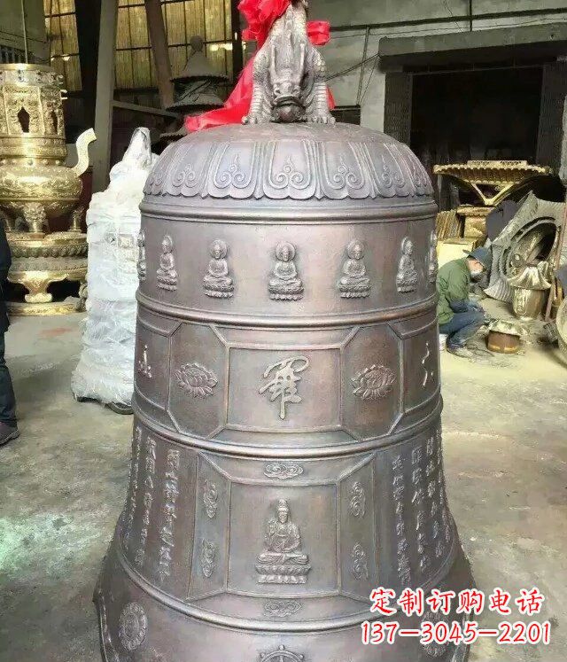 鹤壁寺庙铜雕钟铸铜钟雕塑