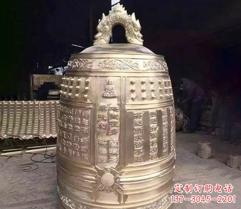 鹤壁寺庙铜钟雕塑 (3)
