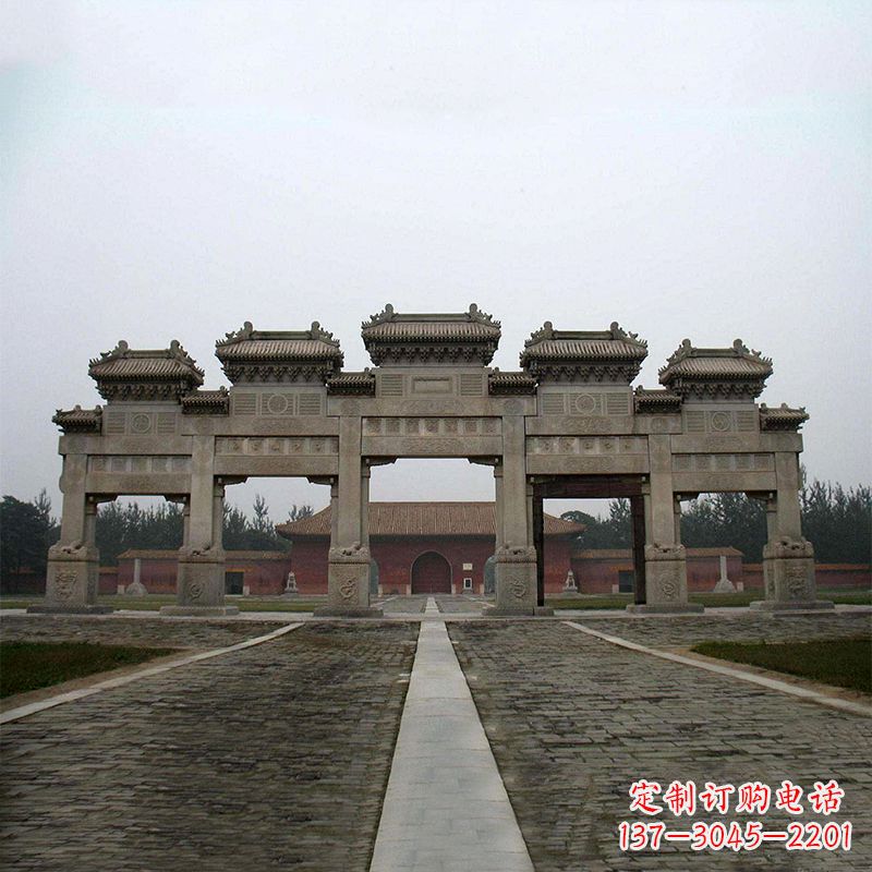 鹤壁寺院五门石牌楼