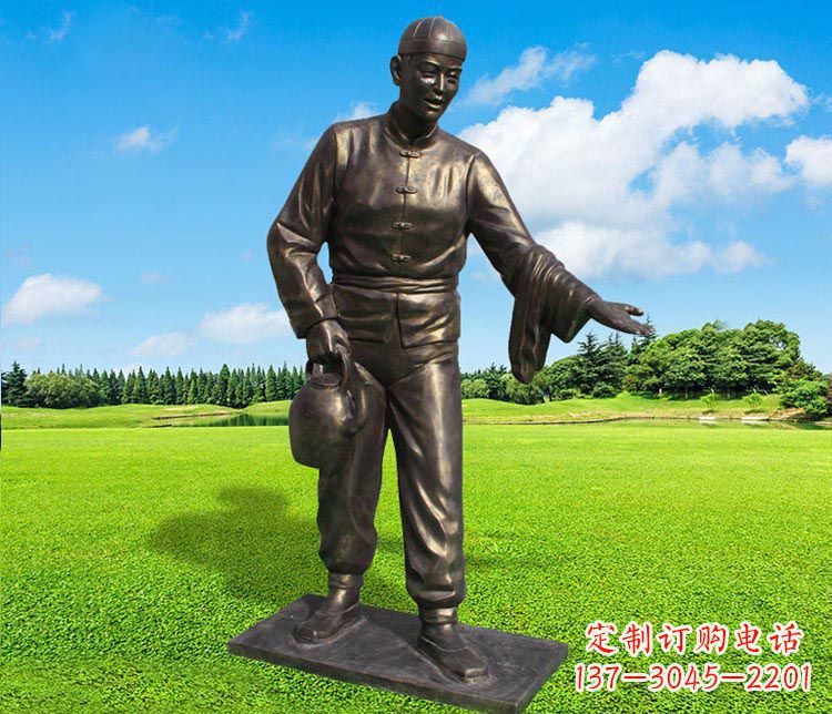 鹤壁提茶壶的店小二铜雕