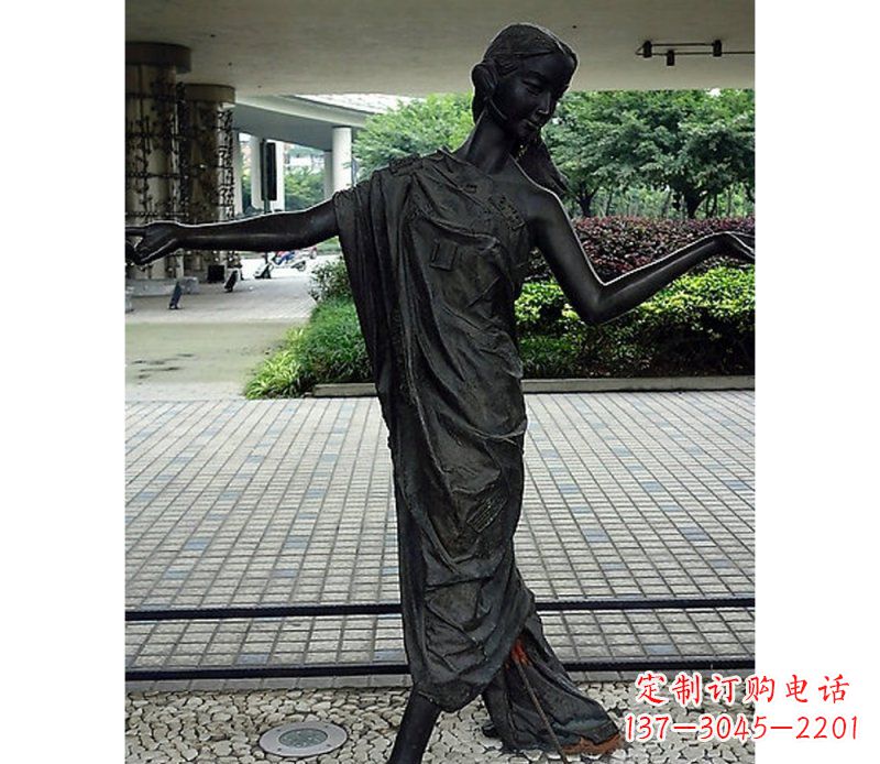 鹤壁跳舞的女孩街边景观铜雕
