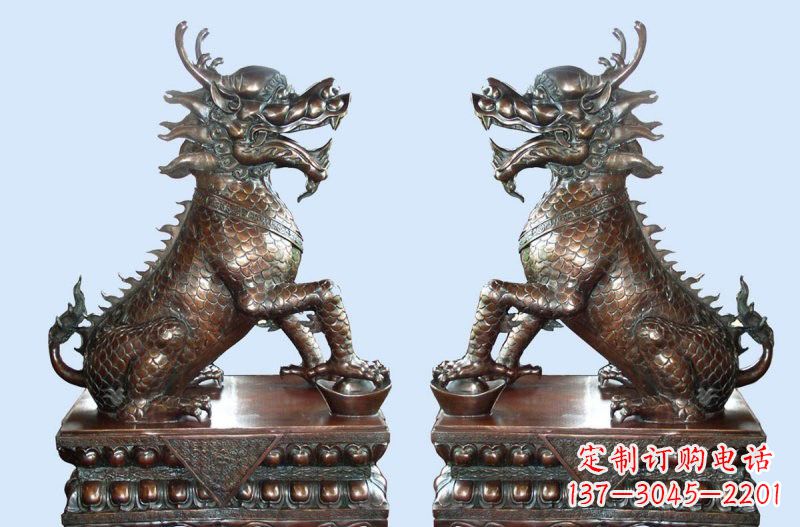 鹤壁铜雕踩元宝招财麒麟