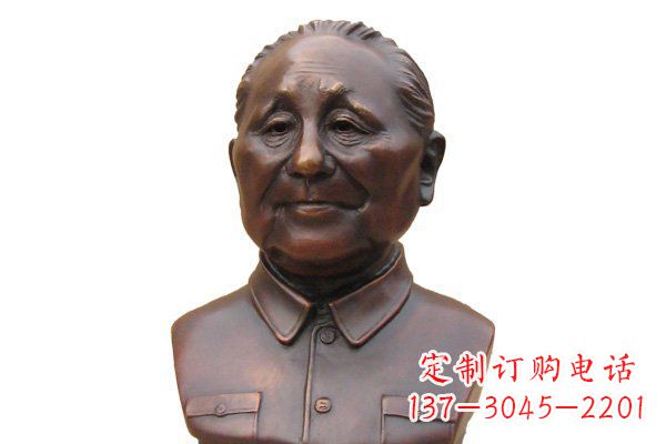 鹤壁铜雕邓小平头像