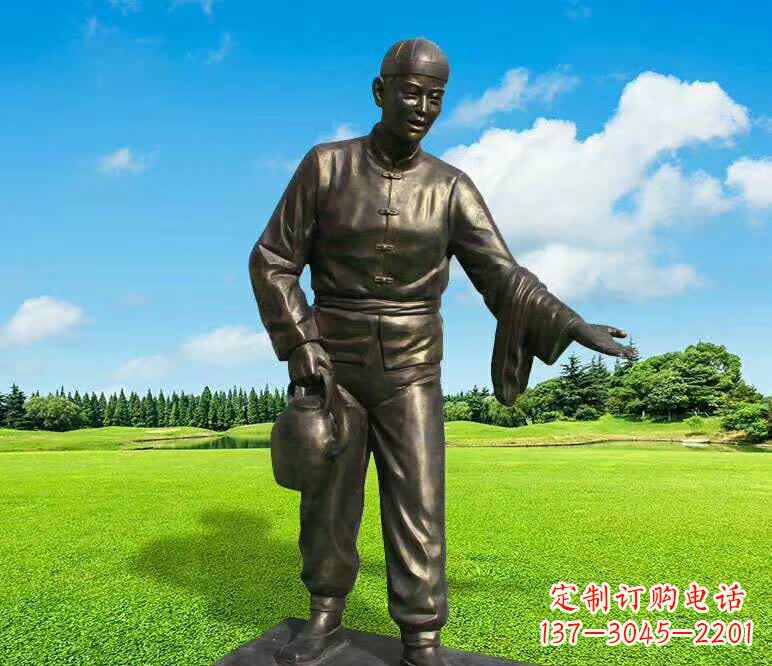 鹤壁铜雕店小二人物雕塑1