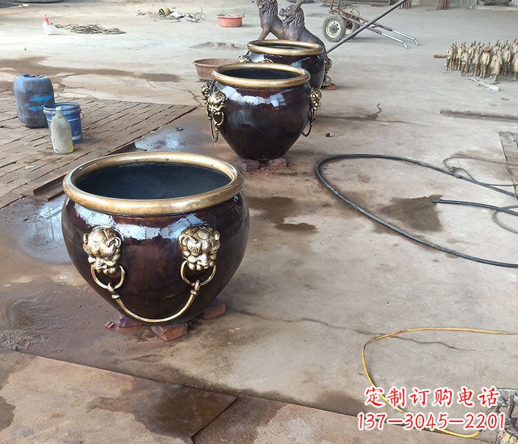 鹤壁铜雕故宫狮子头水缸雕塑