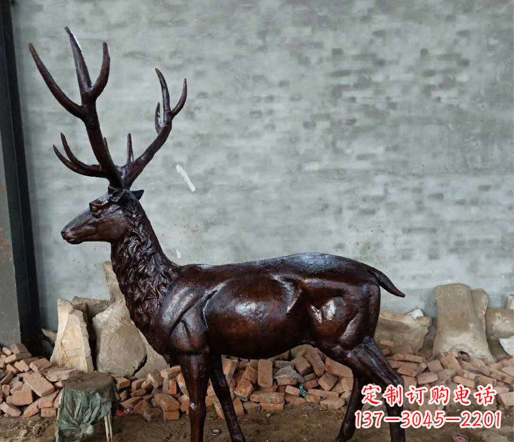 鹤壁铜雕户外公园动物雕塑鹿摆件