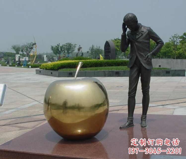 鹤壁铜雕西方人物和苹果