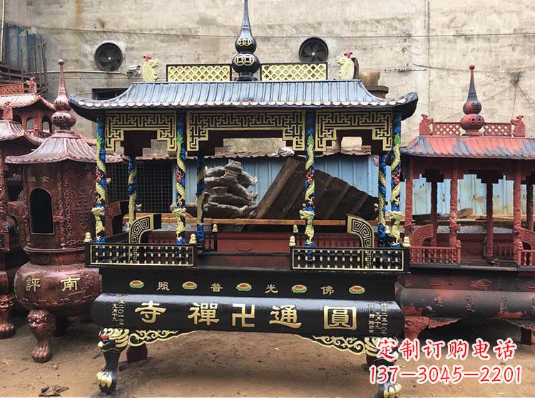 鹤壁铜雕像铁香炉