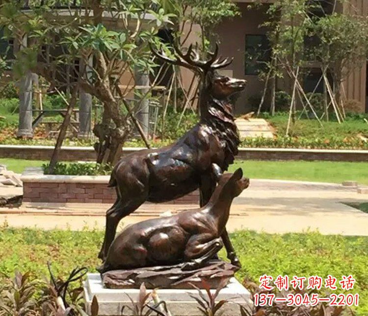 鹤壁铜雕园林梅花鹿雕塑摆件