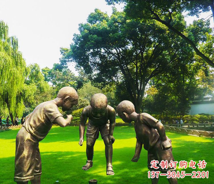 鹤壁铜雕园林玩陀螺儿童雕塑
