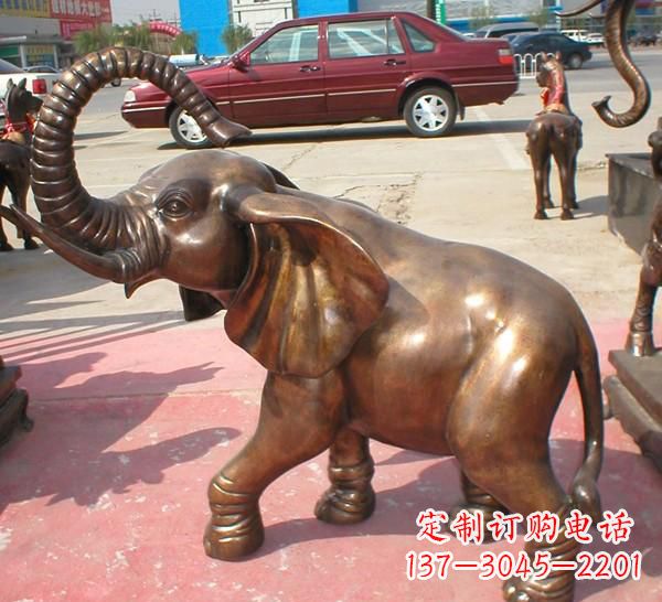 鹤壁铜雕长鼻大象