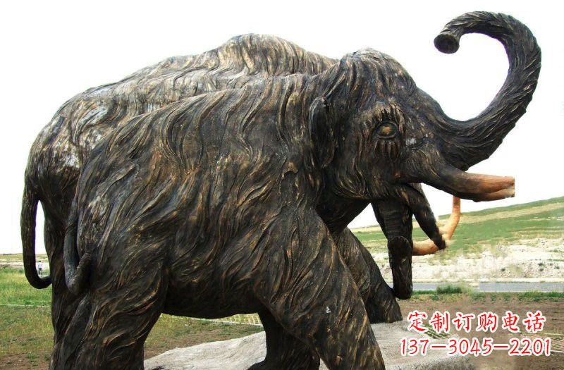 鹤壁铜雕长毛象动物雕塑