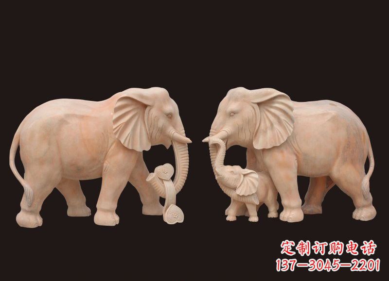 鹤壁晚霞红母子大象雕塑