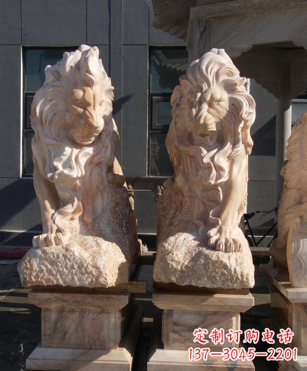 鹤壁晚霞红欧式狮子石雕