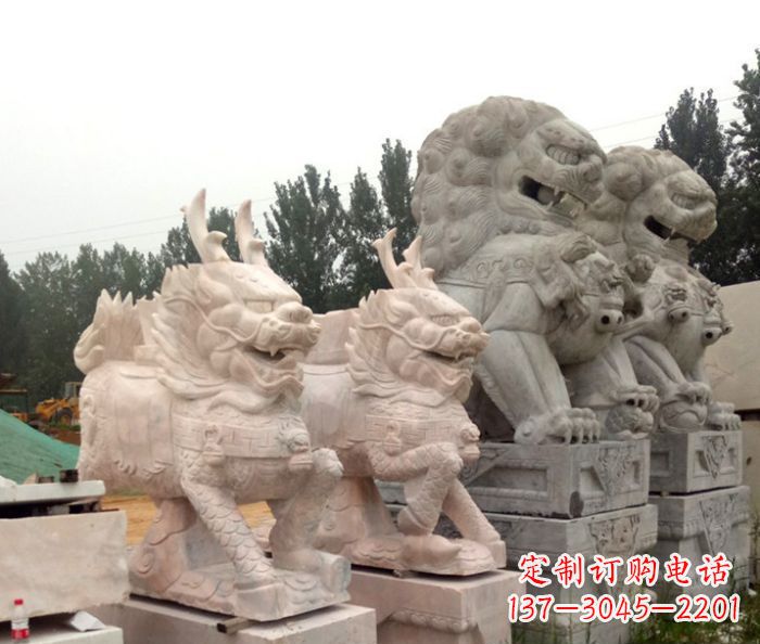 鹤壁晚霞红瑞兽麒麟石雕