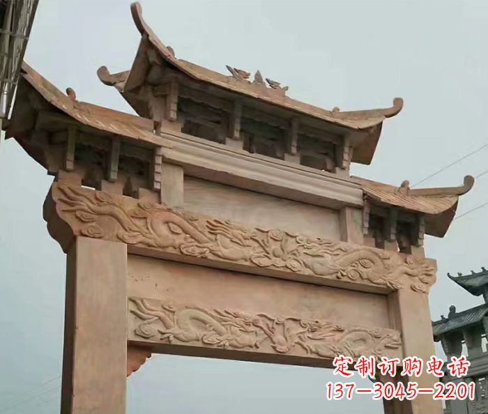 鹤壁晚霞红石雕单门牌坊