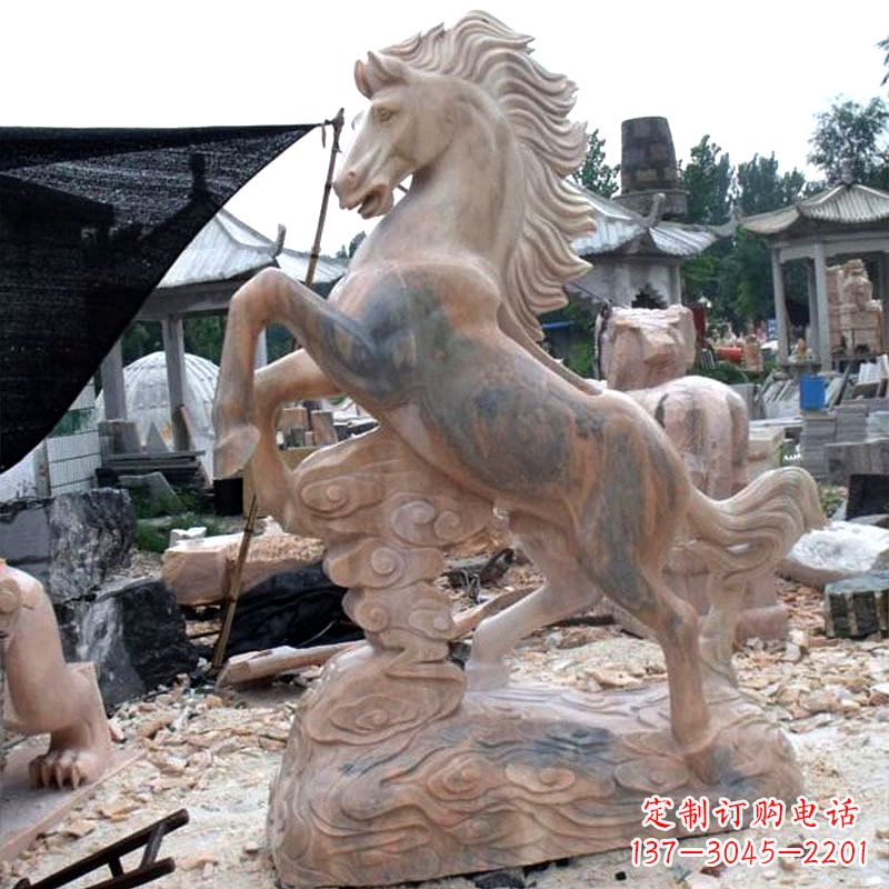 鹤壁晚霞红石雕马生肖动物雕塑