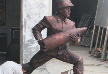 鹤壁铜雕炮弹战士，象征勇气和决心