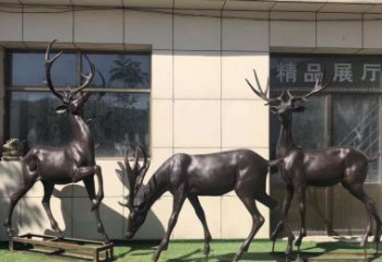 鹤壁群鹿铜雕塑，艺术精雕细琢