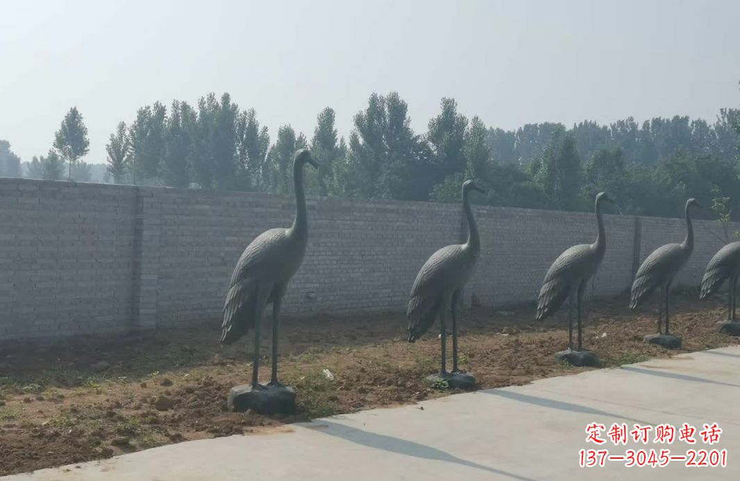 鹤壁仙鹤抽象铜雕