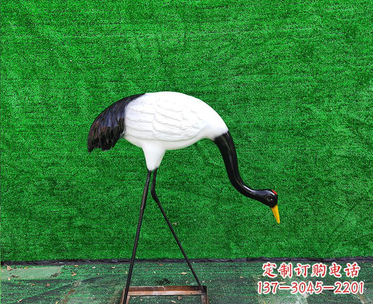 鹤壁仙鹤头雕塑