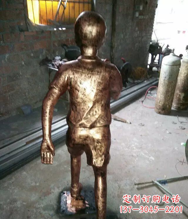 鹤壁小孩跑步公园人物铜雕 (2)