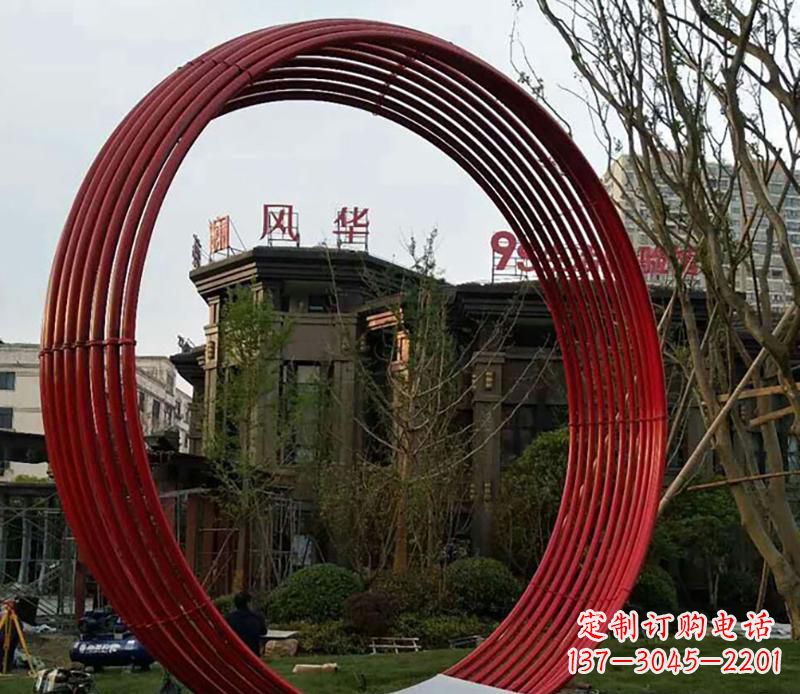 鹤壁小区不锈钢圆环景观雕塑
