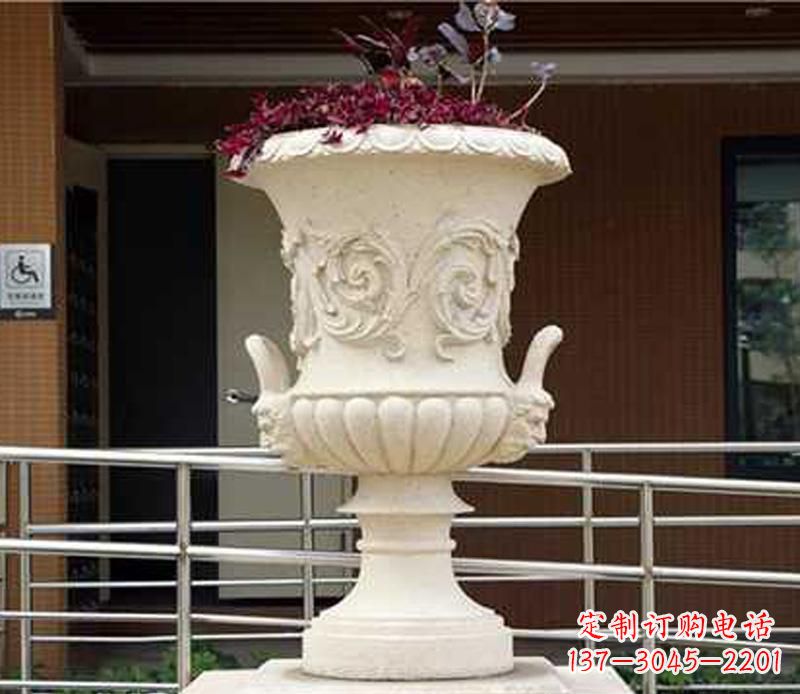 鹤壁小区花盆景观石雕