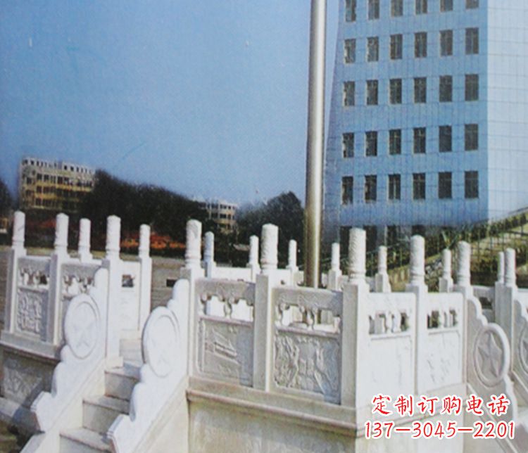 鹤壁校园汉白玉升旗台景观石雕