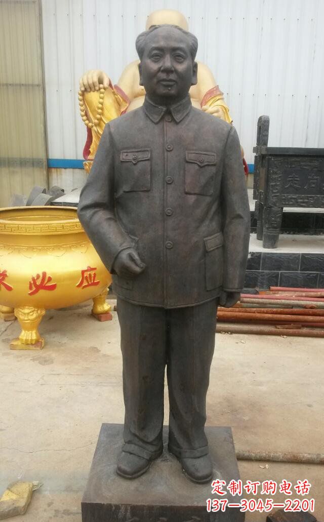 鹤壁校园毛主席伟人铜雕