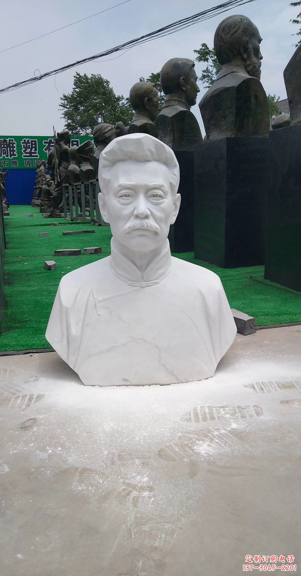 鹤壁校园名人汉白玉鲁迅头像