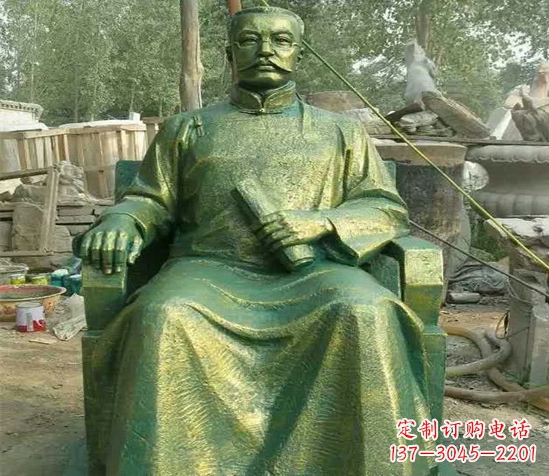 鹤壁校园名人李大钊铜雕