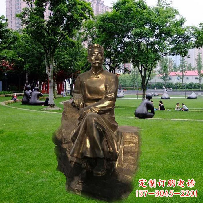 鹤壁校园名人鲁迅先生玻璃钢仿铜雕像