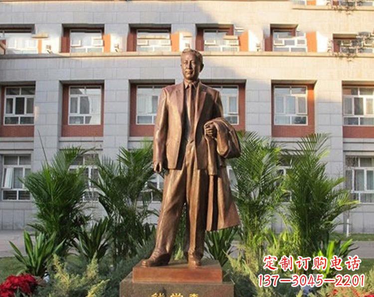 鹤壁校园钱学森铜雕