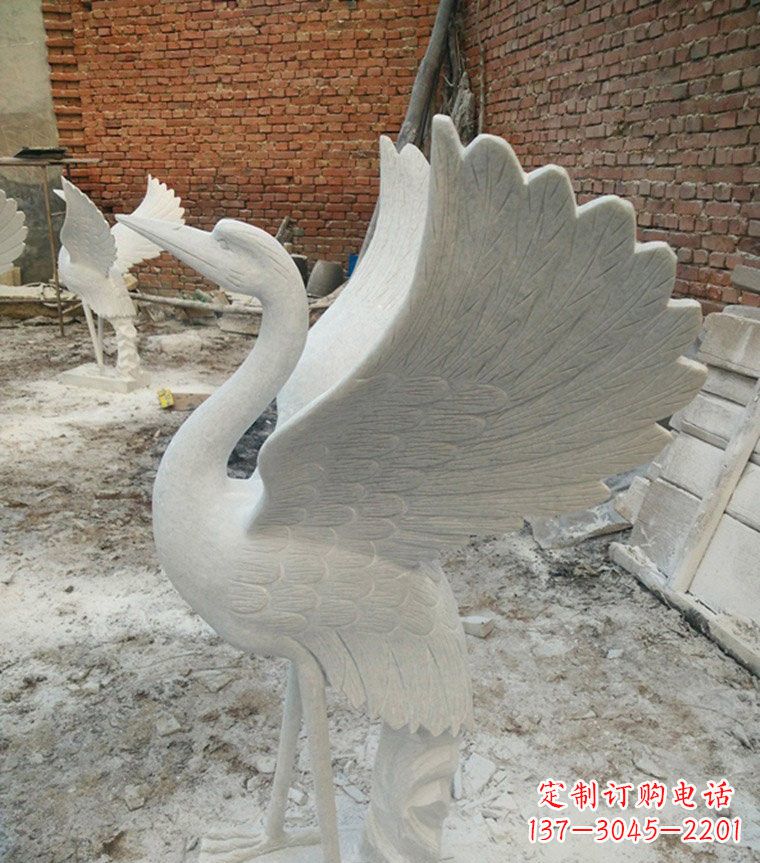 鹤壁展翅丹顶鹤石雕