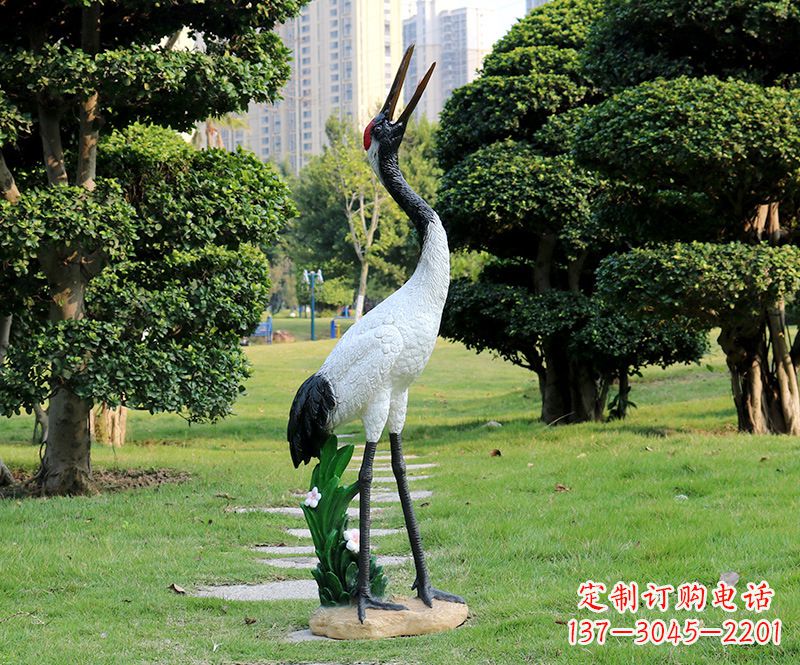 鹤壁站立仙鹤雕塑